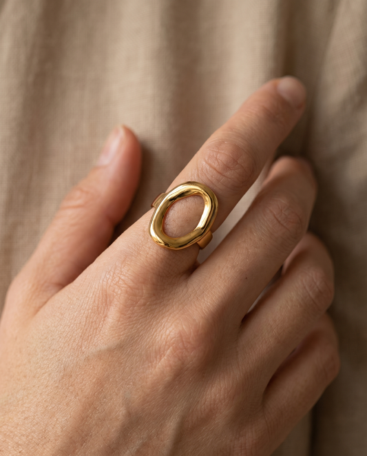 Hollow Oval Ring