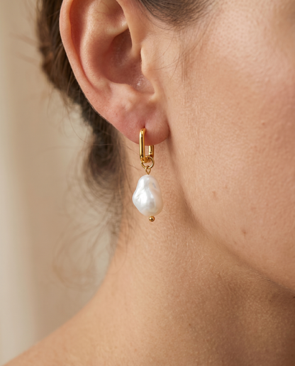 Square Pearl Drops