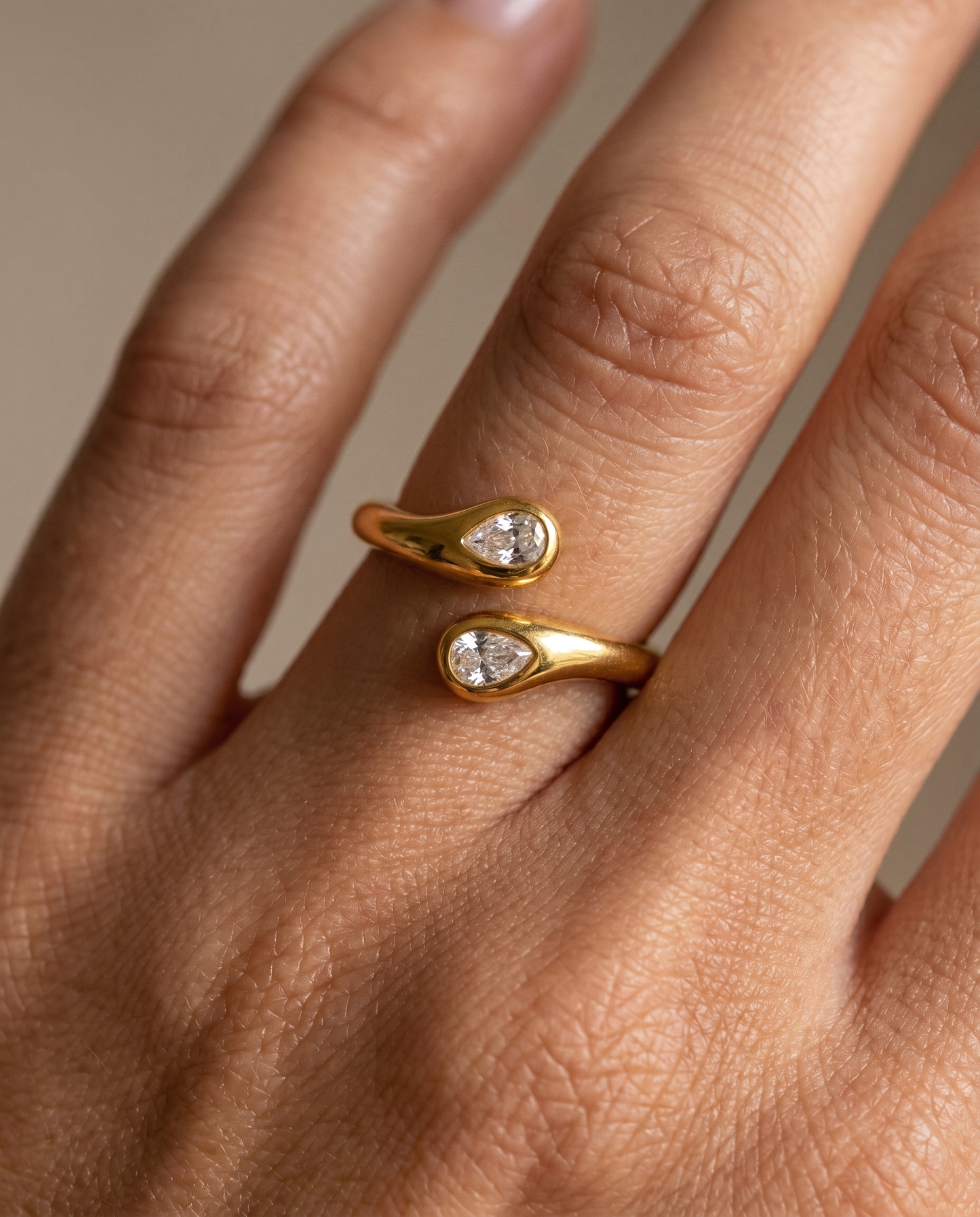 Twist Zircon Ring