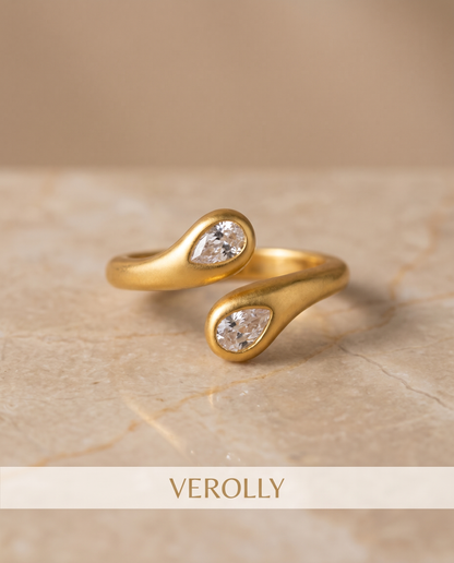 Twist Zircon Ring