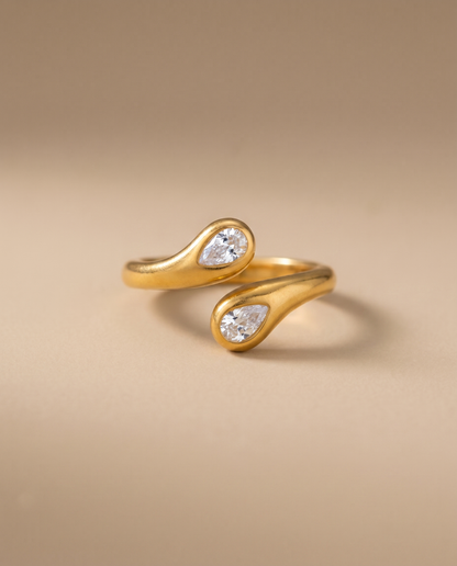 Twist Zircon Ring