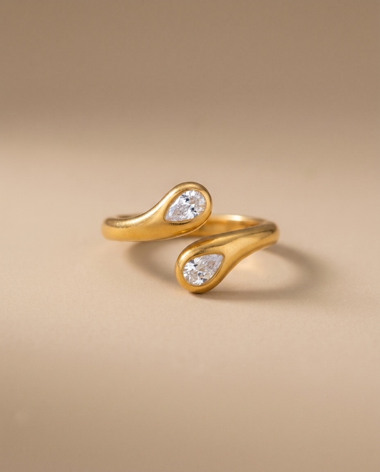 Twist Zircon Ring