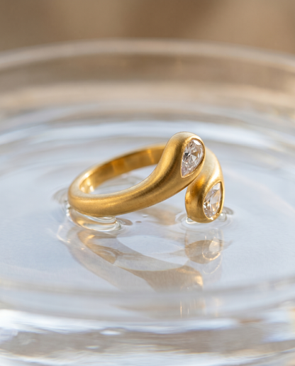 Twist Zircon Ring