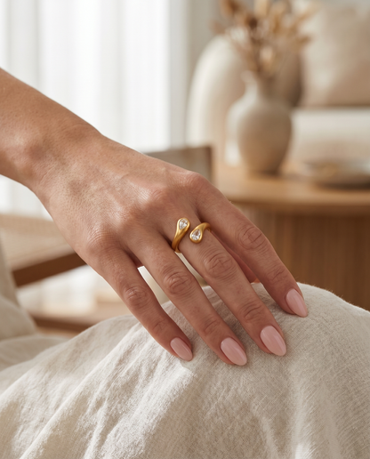 Twist Zircon Ring
